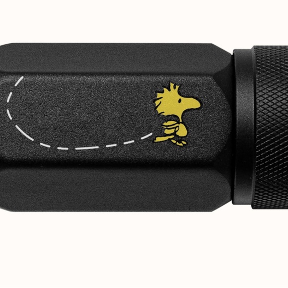 New Moleskine x Peanuts 75th Anniversary Set w/ notebook & 12 Blackwing pencils - Picture 4 of 7